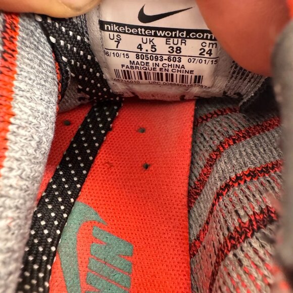 Size 7 Nike Fly Knit Chukka Womens Bright Crimson Black Running Shoes 805093-603 - Picture 10 of 12